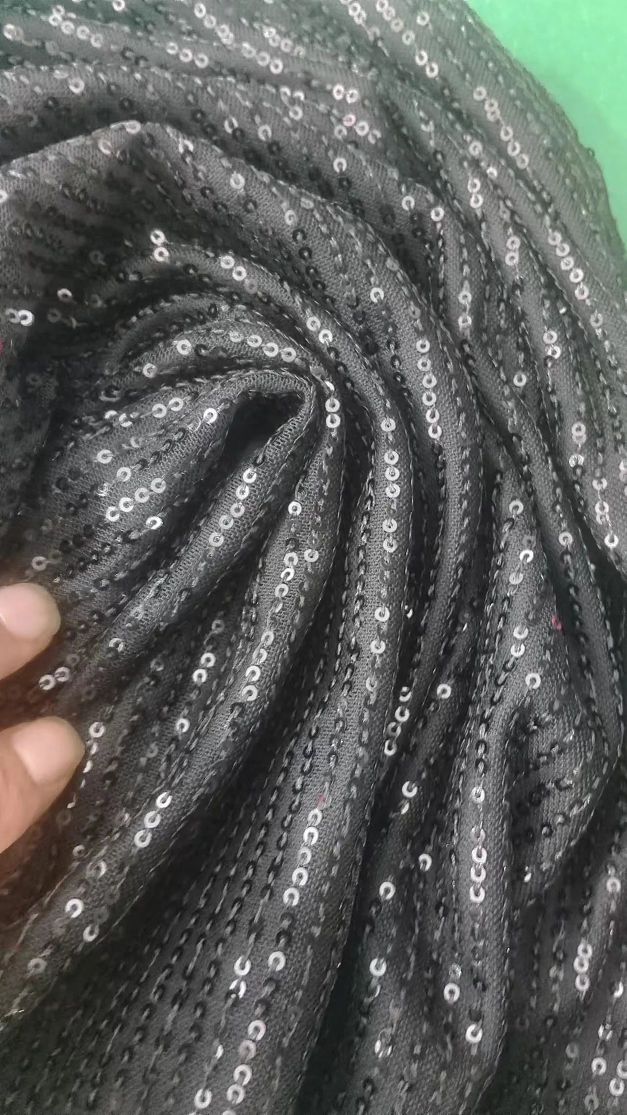 Amazon Quicktrade foreign trade explosion models Europe and the United States sexy ladies sequins summer light mature sexy V-nec