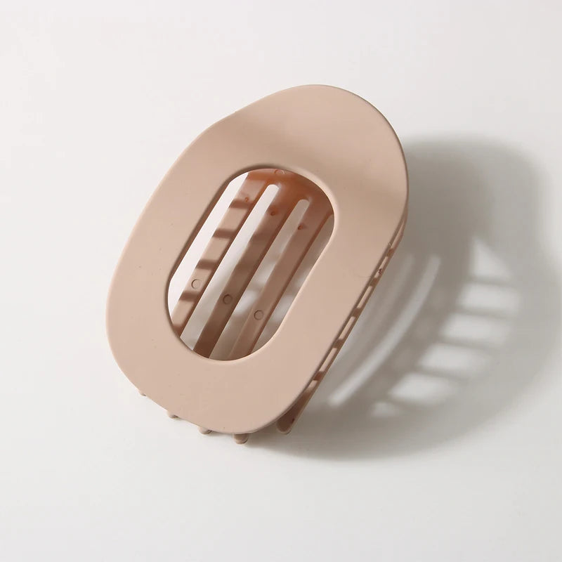 Fashion Oval Flat Hair Clips for Women New Design Leopard Large Flat Round Claw Clip French Concord Hair Clips Hair Accessories 131K-1PCS XS