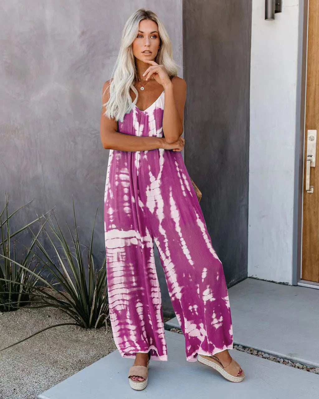 Women's jumpsuit 2023 new women's clothing wholesale Russian European and American suspender sexy wide leg pants Badiee Stylez