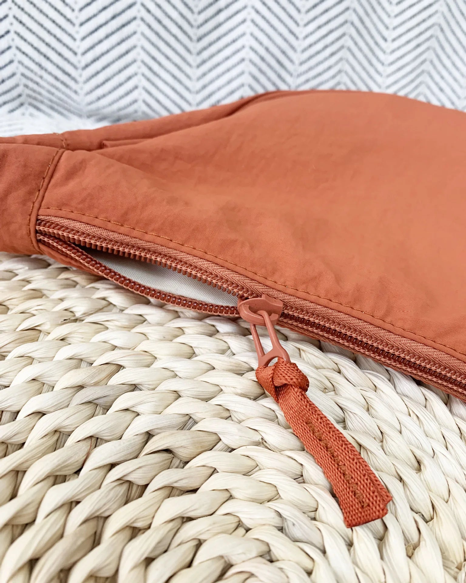 Casual Nylon Hobos Shoulder Bags for Women Lightweight Portable Ladies Crossbody Bag Simple Solid Color Female Handbags Purse