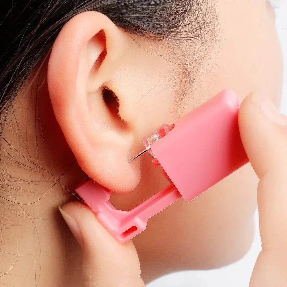 1-4Pcs Disposable Safe Painless Ear Piercing Tool, Healthy Sterile Punctur Kit Earring Studs Nose Rings Piercing Gun Set Badiee Stylez