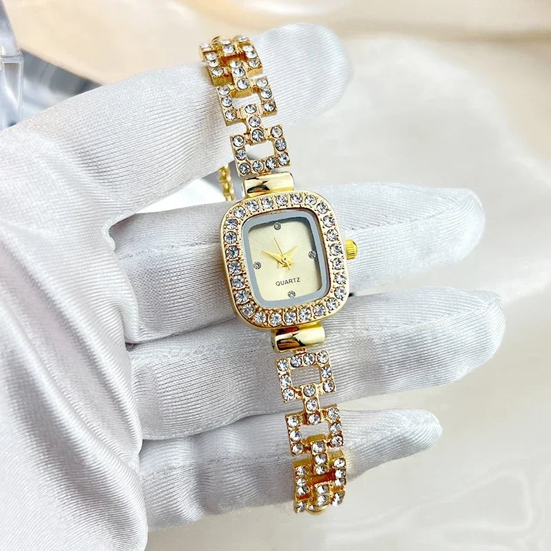 Fashion Square Women's Watches Brand Ladies Quartz Wristwatch Classic Silver Simple Femme Steel Band relogio feminino Gift