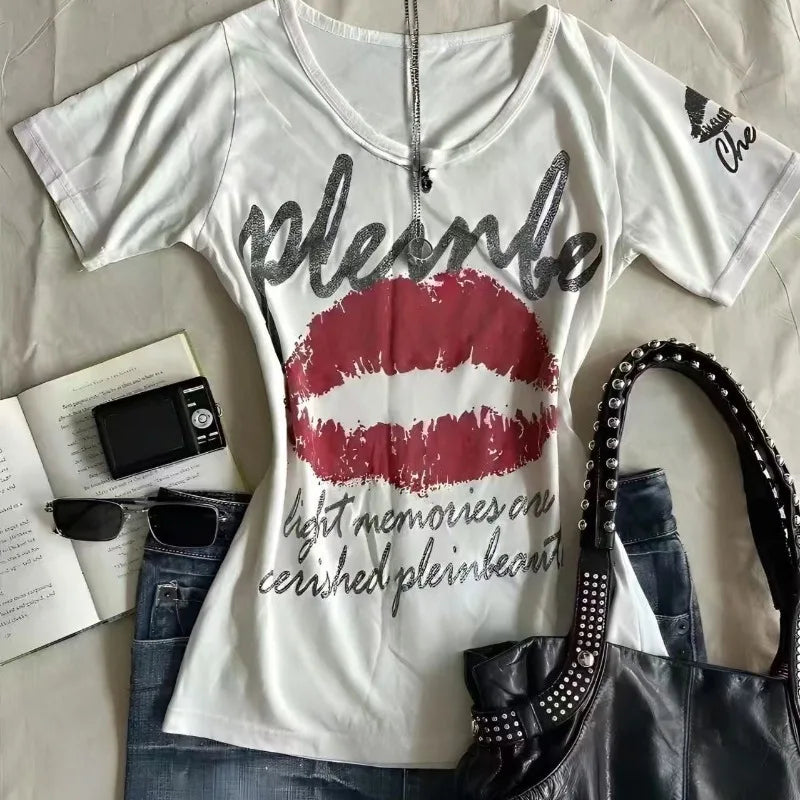 American Retro Sweetheart Red Lips Letter Print Slim Short-sleeved T-shirt Women Summer Fashion Street Hot Sexy Casual Top 1