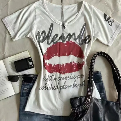 American Retro Sweetheart Red Lips Letter Print Slim Short-sleeved T-shirt Women Summer Fashion Street Hot Sexy Casual Top 1