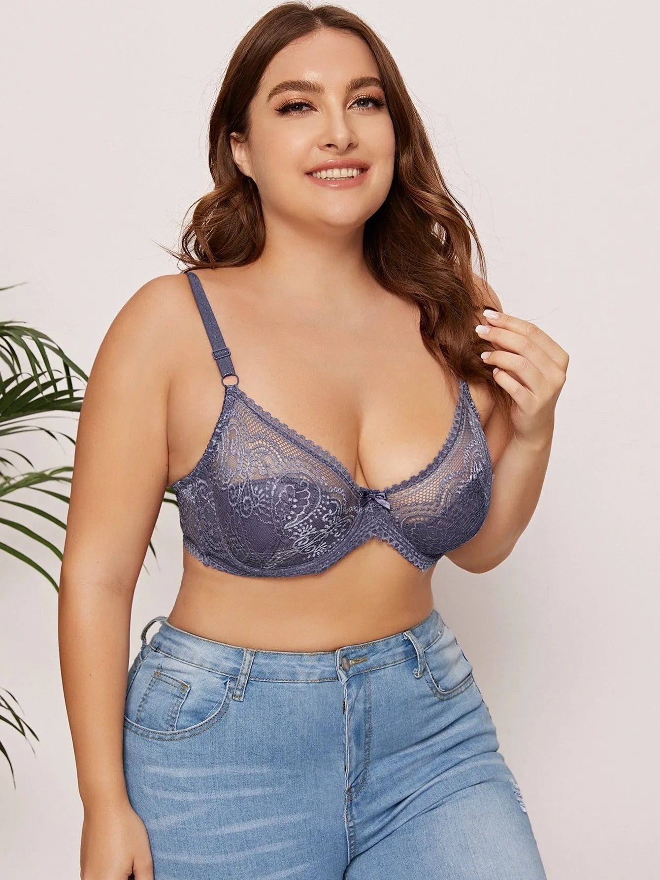 Beauwear B C Cup French Style Light Weight Women Lace Bra Breathable Back Closure Adjustable Strap Soft Deep V Thin Lingerie Top