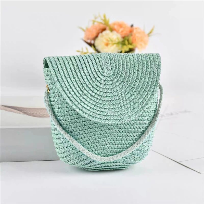 Flip children's Bag Cute Grass Woven Handbag Little Girl Crossbody Fashion Cute Zero Wallet Summer Beach Shoulder Bags