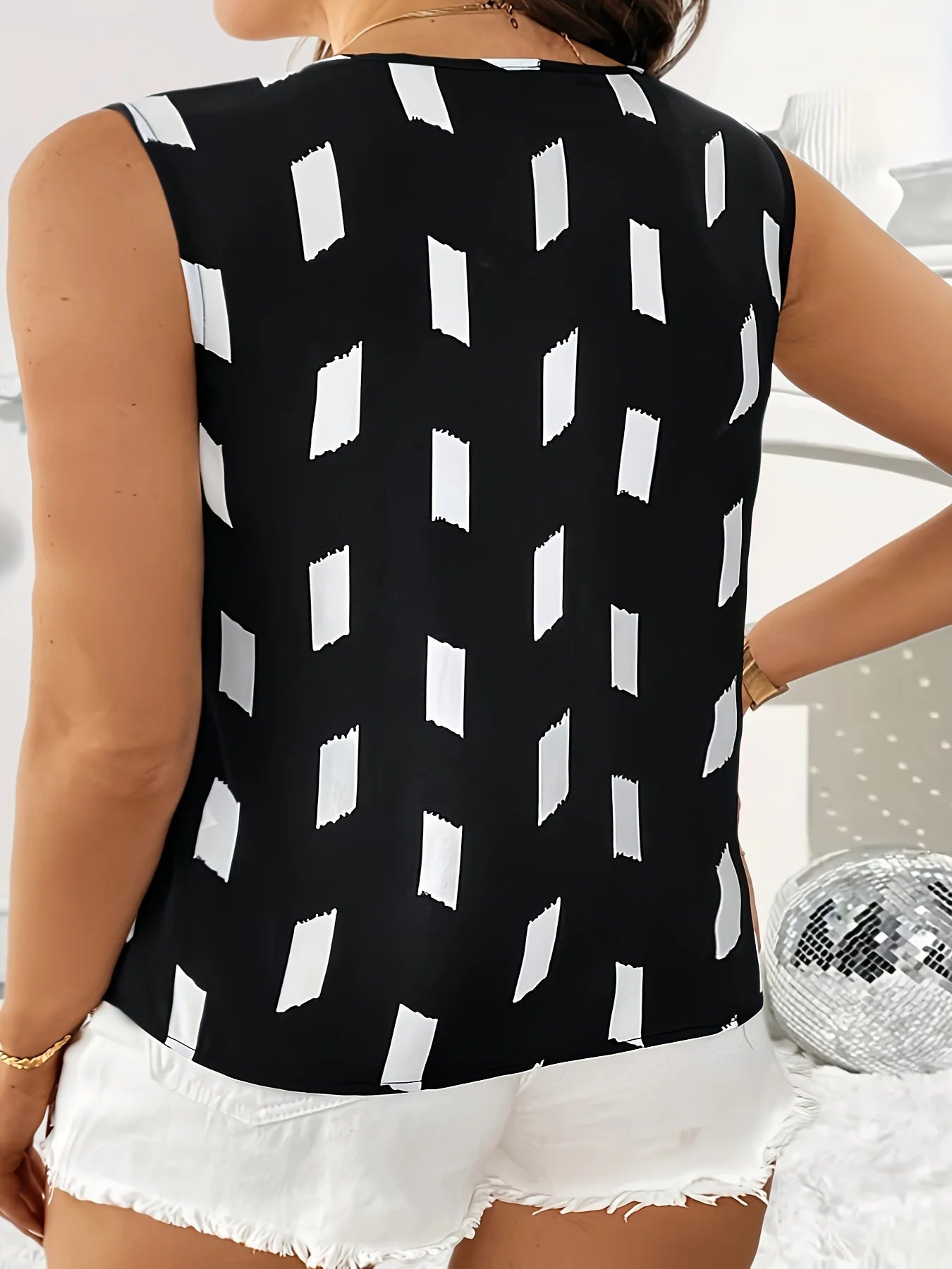 Plus Size 1XL-5XL Women's Fashionable Summer Sleeveless Printed Round Neck Casual Vest Top