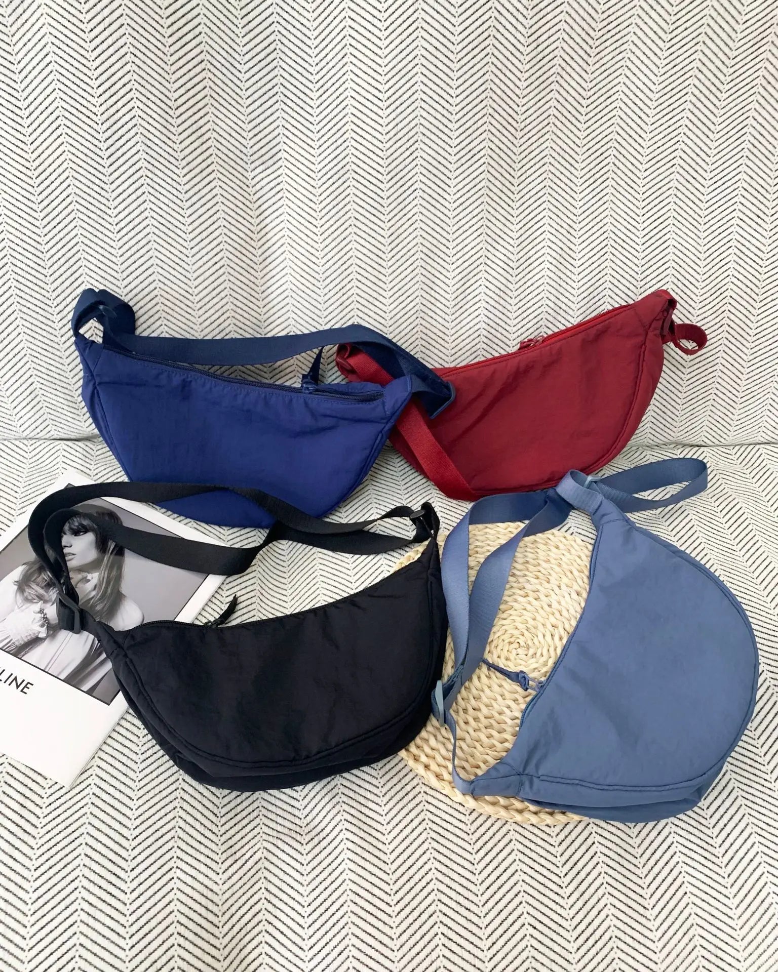 Casual Nylon Hobos Shoulder Bags for Women Lightweight Portable Ladies Crossbody Bag Simple Solid Color Female Handbags Purse