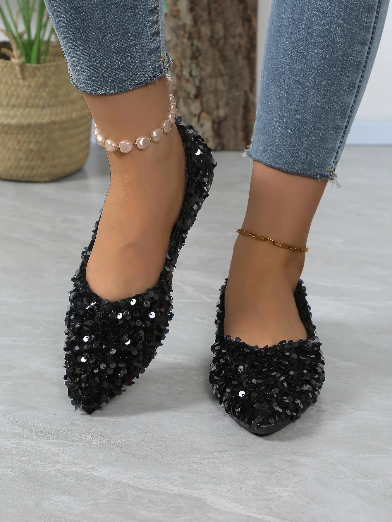Sequin Designer 2025 Spring New Style Fashion Round Toe Non-slip Flat Shoes Casual Comfortable Shallow Mouth Women's Loafers