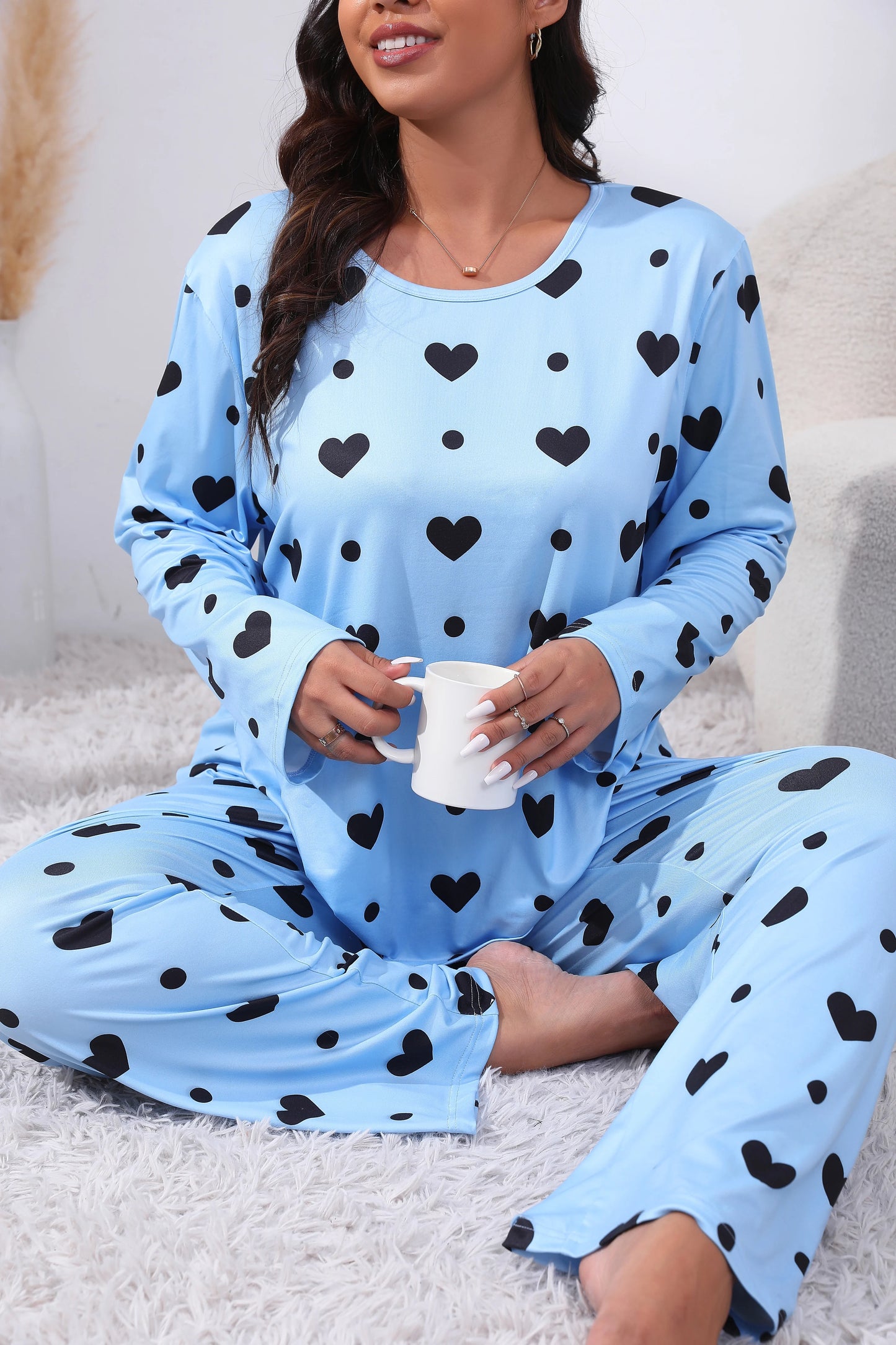 Plus Size Women's Heart Print Long Sleeve T-Shirt And Pants With Elastic 2pc Pajama Set,Women Round Neck Top and Trouser Pajama