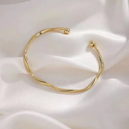 2025 New Fashion Creative Unique Design Style Minimalist Geometric Bending Shape Adjustable Bracelet, Suitable For Mothers to Se Badiee Stylez
