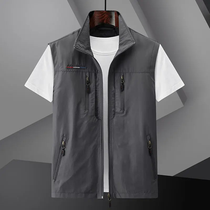 Men's Summer vest 2024 Thin Style Multi Pocket Waterproof Durable Large Size Casual Outdoor Travel Vest Men's Sleeveless Jacket