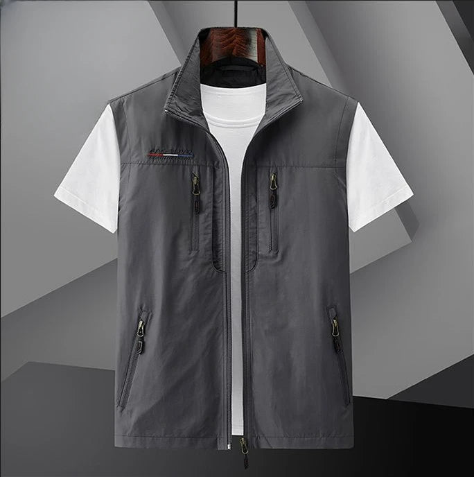 Men's Summer vest 2024 Thin Style Multi Pocket Waterproof Durable Large Size Casual Outdoor Travel Vest Men's Sleeveless Jacket