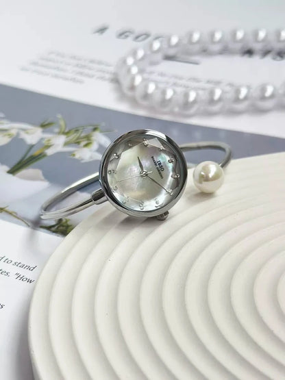 Silver Pearl Bracelet Women's Quartz Watch Simple Ladies Clock Elegant Ladies Watch Bracelet Perimeter 160mm