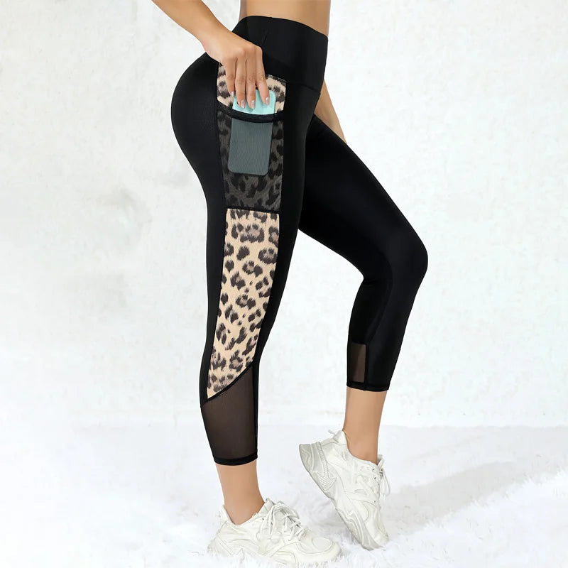 Marble Print Butt Lifting Sports Capri Leggings With Pockets, High Waisted Yoga Tight Capri Pants, Women's Activewear Black Leopard