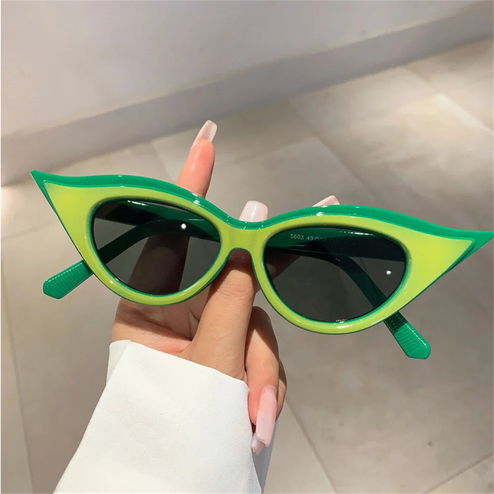 2024 Luxury Band Fashion Y2k Sexy Cat Eye Sunglasses Women Men Designer Snake Sun Glasses Gradient Shades Uv400 Oculo Eyewear A-Green