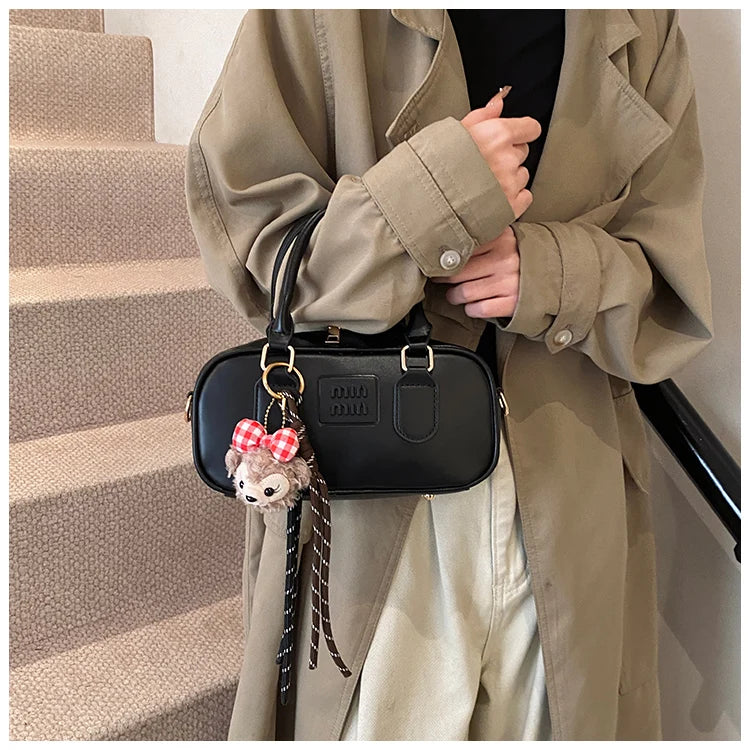 Luxury high-end designer portable bowling bag female 2025 new autumn and winter fashion all-match messenger bag small square bag