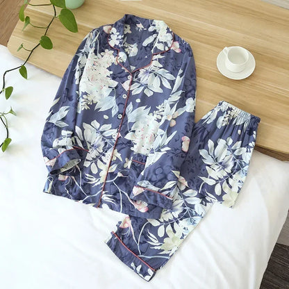 Spring and autumn ladies cute cartoon floral viscose fiber pajamas two-piece long-sleeved home service cotton summer thin shorts 013